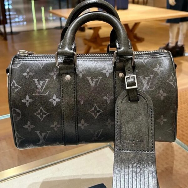 LOUIS VUITTON KEEPALL BANDOULIÈRE 25 BAG MONOGRAM BRUSHED BLACK 25CM M11595 - Image 10