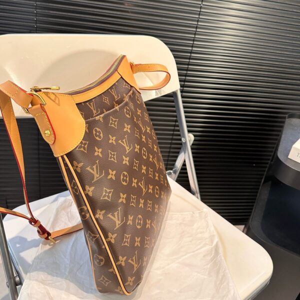 LOUIS VUITTON  MONOGRAM CANVAS ODEON PM BAG BROWN 29CM - Image 8