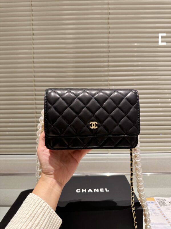 CHANEL WALLET ON CHAIN WOC BLACK 20CM - Image 2