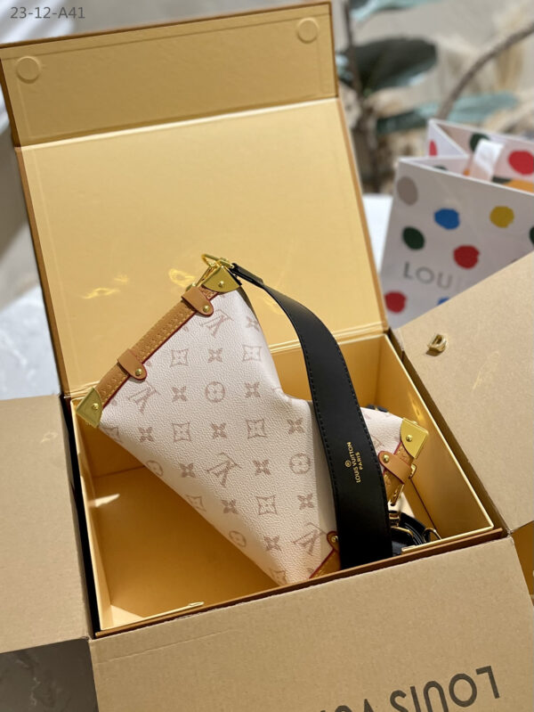 LOUIS VUITTON SIDE TRUNK BAG MONOGRAM BEIGE 24CM - Image 3