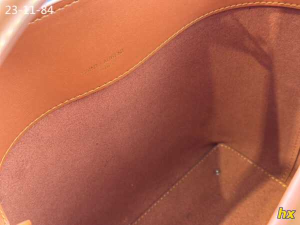 SAINT LAURENT LE 37 IN SHINY LEATHER BROWN 25CM - Image 5