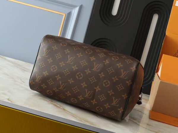 LOUIS VUITTON SPEEDY SOFT 30 DARK BAG 30CM M12243 - Image 7