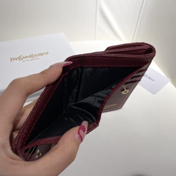 SAINT LAURENT CASSANDRE MATELASSÉ SMALL ENVELOPE WALLET IN GRAIN DE POUDRE LEATHER 11CM - Image 4