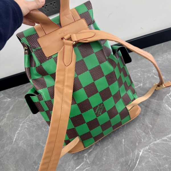 LOUIS VUITTON RUNWAY CHRISTOPHER BACKPACK GREEN 46CM N40564 - Image 6