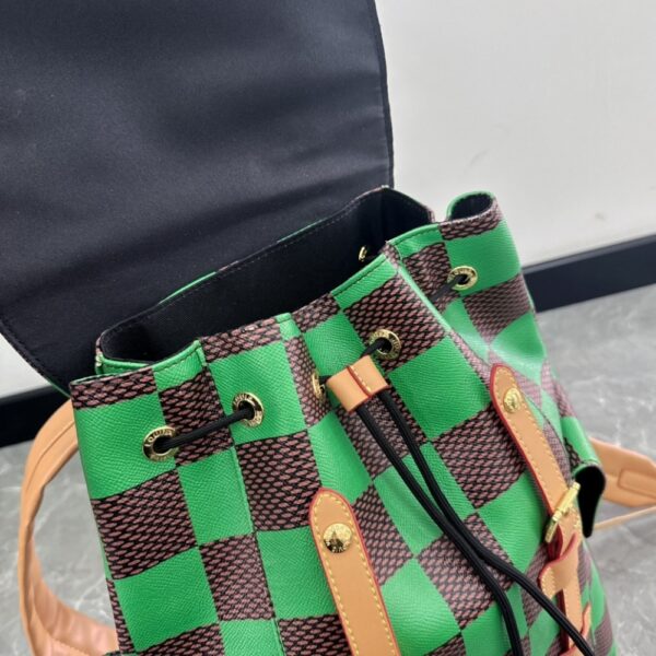 LOUIS VUITTON RUNWAY CHRISTOPHER BACKPACK GREEN 46CM N40564 - Image 7