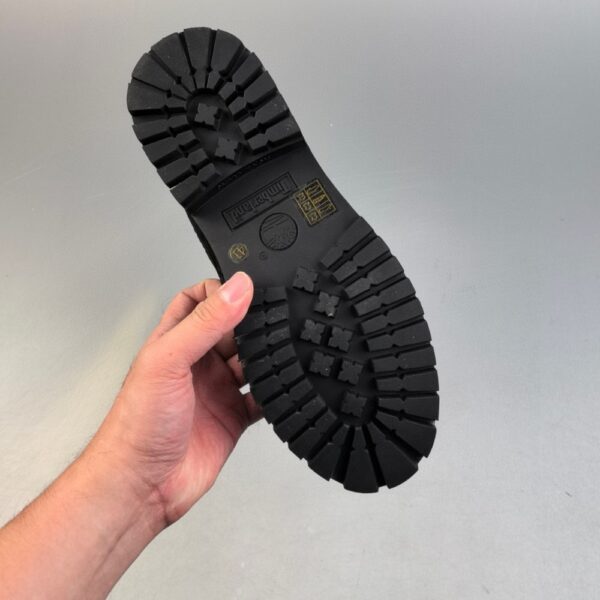LOUIS VUITTON LV X TIMBERLAND BOOTS BLACK 1AD73B - Image 5
