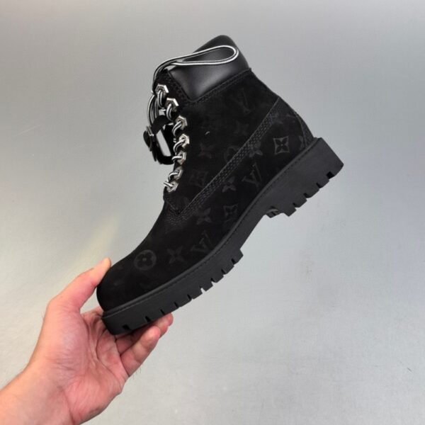 LOUIS VUITTON LV X TIMBERLAND BOOTS BLACK 1AD73B - Image 8