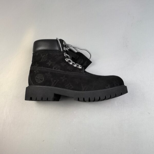 LOUIS VUITTON LV X TIMBERLAND BOOTS BLACK 1AD73B - Image 10