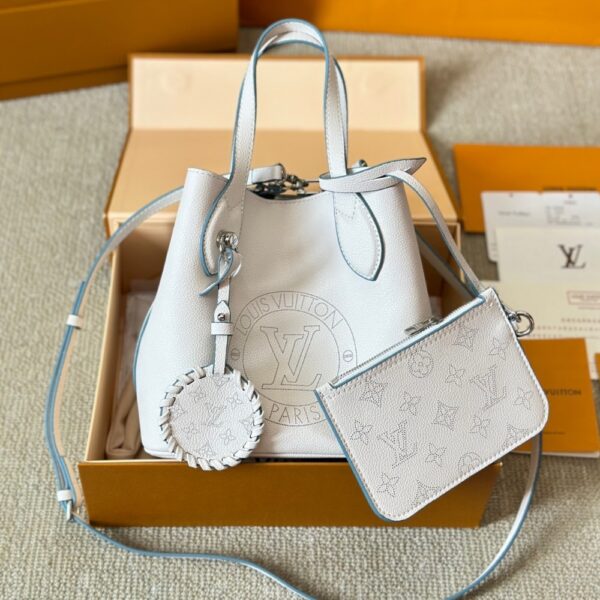 LOUIS VUITTON BLOSSOM MAHINA BAG WITH LV CIRCLE MOTIF WHITE 23CM - Image 2