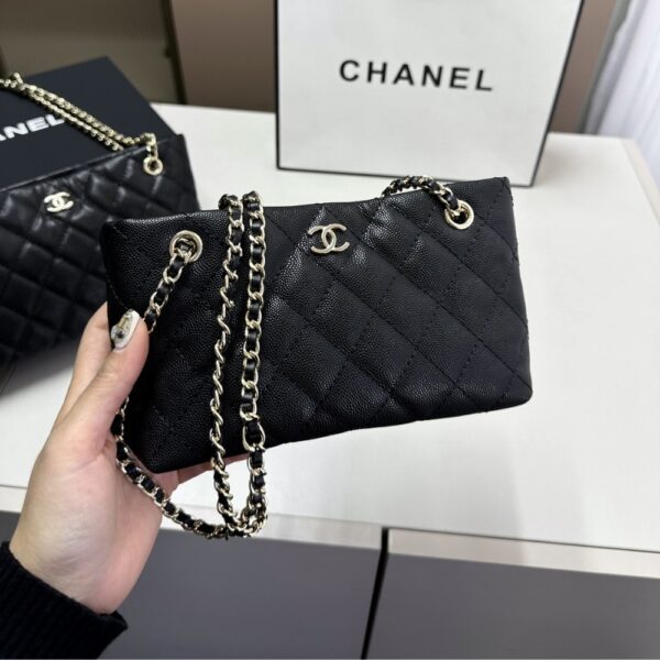 CHANEL CLUTCH WITH CHAIN BAG BLACK 20CM - Image 2