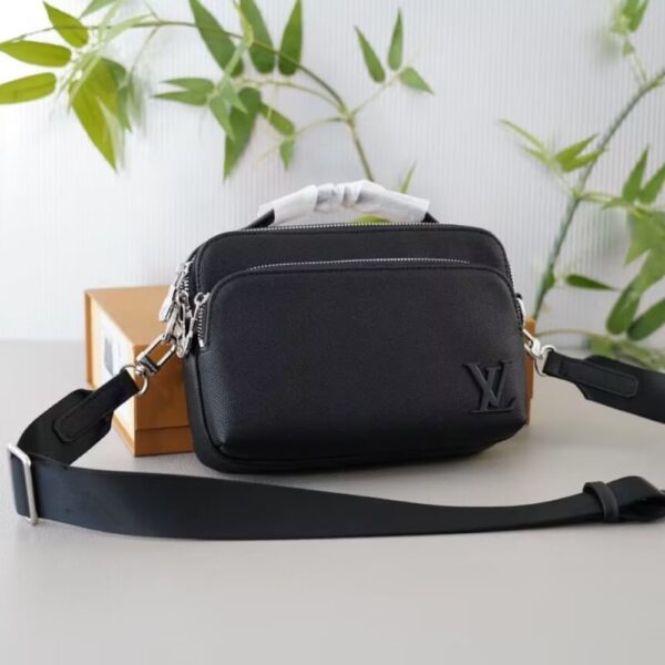 LOUIS VUITTON AVENUE MESSENGER BAG BLACK 23CM M11657 - Image 2