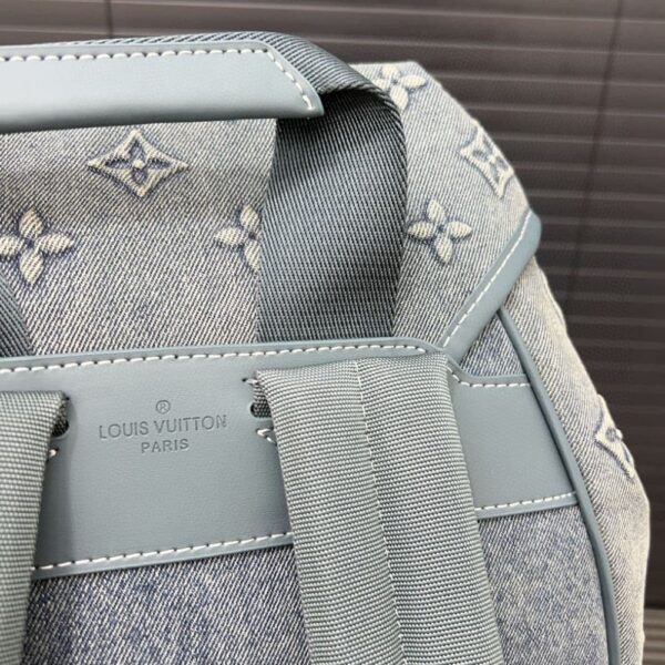LOUIS VUITTON MONTSOURIS RUCKSACK MONOGRAM WASH BLUE 32CM - Image 10