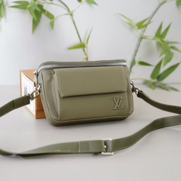 LOUIS VUITTON PILOT BAG KHAKI GREEN 29CM - Image 2
