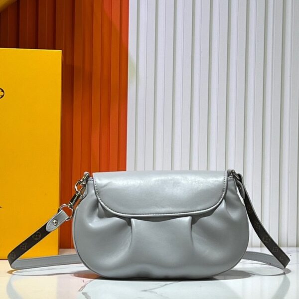 LOUIS VUITTON SUNSET VIBE LV VIBE SILVER 27CM - Image 6