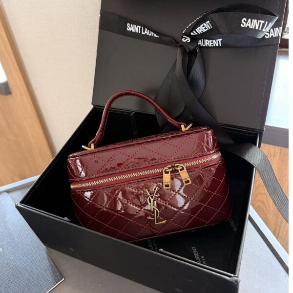 SAINT LAURENT GANY VANITY BAG IN PATENT LEATHER WINE RED 19CM - Image 2