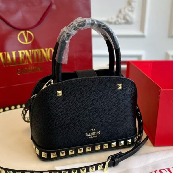 VALENTINO GARAVANI ROCKSTUD HANDBAG IN GRAINY LEATHER BLACK 21CM - Image 5