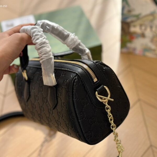 GUCCI GG EMBLEM SMALL TOP HANDLE BAG BLACK 22CM - Image 4