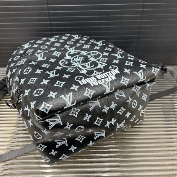 LOUIS VUITTON LV APOLLO BACKPACK MONOGRAM ECLIPSE VIVIENNE LIMITED BLACK 40CM - Image 9