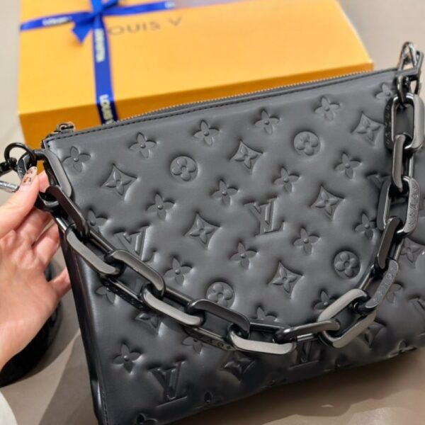 LOUIS VUITTON COUSSIN PM BAG BLACK 27CM M11370 - Image 5