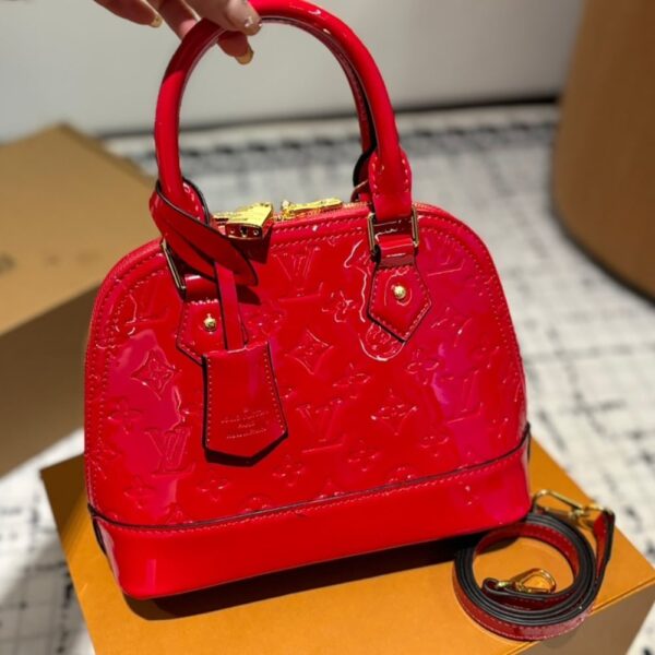 LOUIS VUITTON ALMA BB MONOGRAM VERNIS LEATHER RED 23CM - Image 2