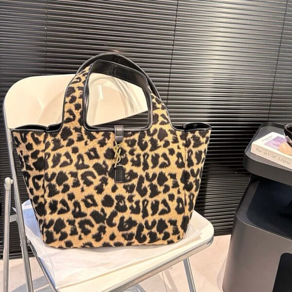 SAINT LAURENT LE 5 À 7 BEA IN PONY HAIR LEATHER LEOPARD 31CM 763435AAD0N2063 - Image 2
