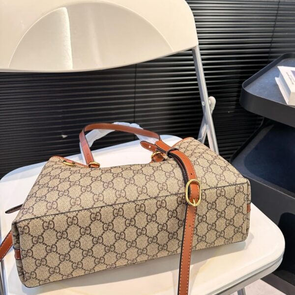 GUCCI GG EMBLEM SMALL TOTE BAG BEIGE AND DARK BROWN 31CM - Image 2