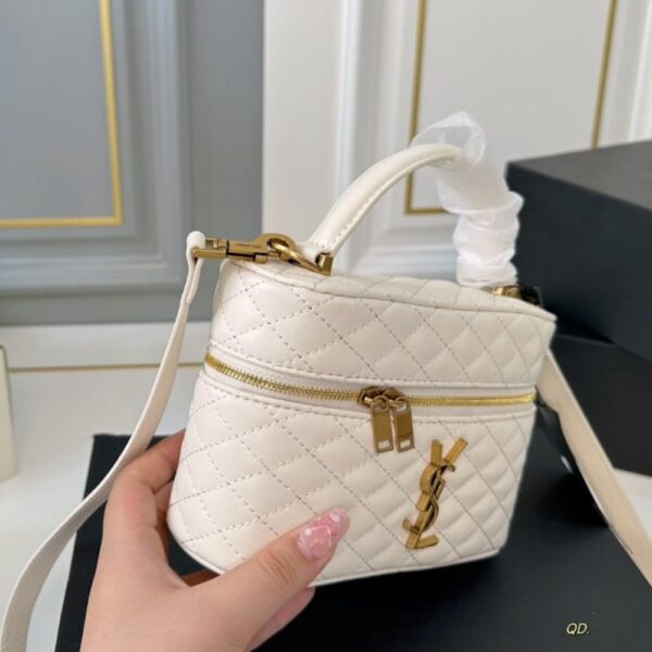 SAINT LAURENT GABY VANITY BAG IN BLANC VINTAGE 18CM 7667311EL079207 - Image 2