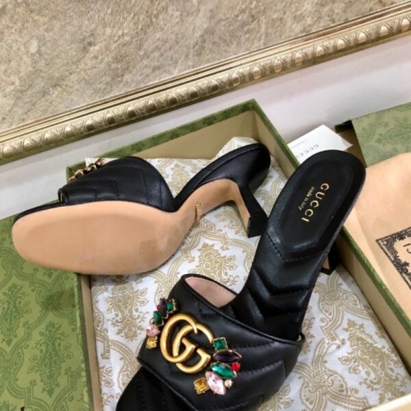 GUCCI WOMEN’S FLOWER DOUBLE G SLIDE SANDAL BLACK - Image 4