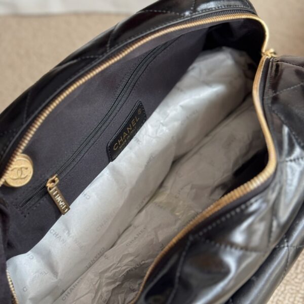 CHANEL SMALL CAMERA CASE BAG BLACK 23CM AS5220 B18234 94305 - Image 12