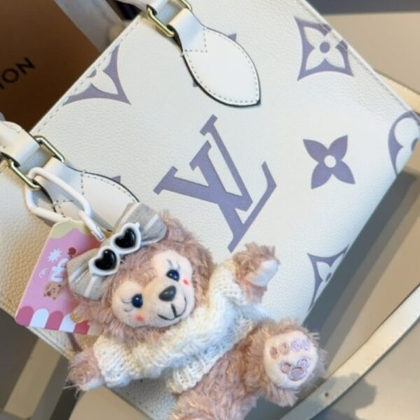LOUIS VUITTON ONTHEGO PM DOVE WHITE 25CM - Image 5
