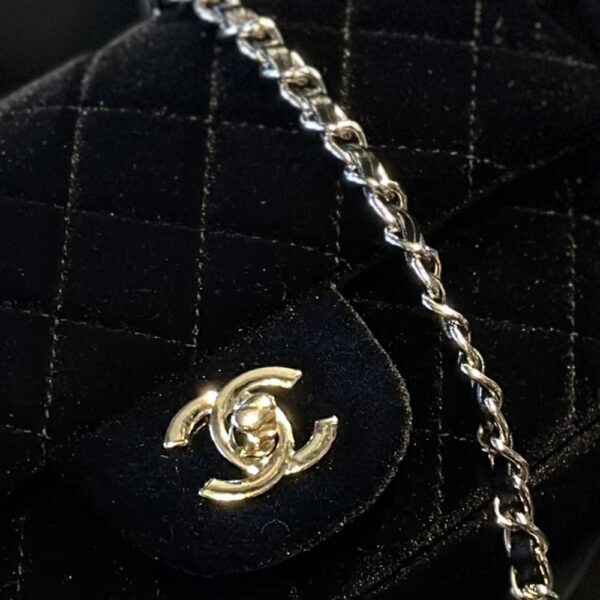 CHANEL VELVET PEARL CRUSH MINI FLAP BAG BLACK 20CM - Image 7