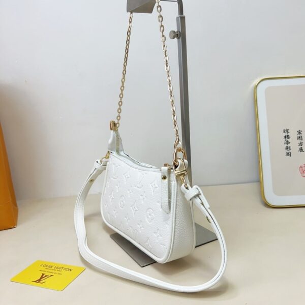 LOUIS VUITTON EASY POUCH ON STRAP WHITE 21CM - Image 3
