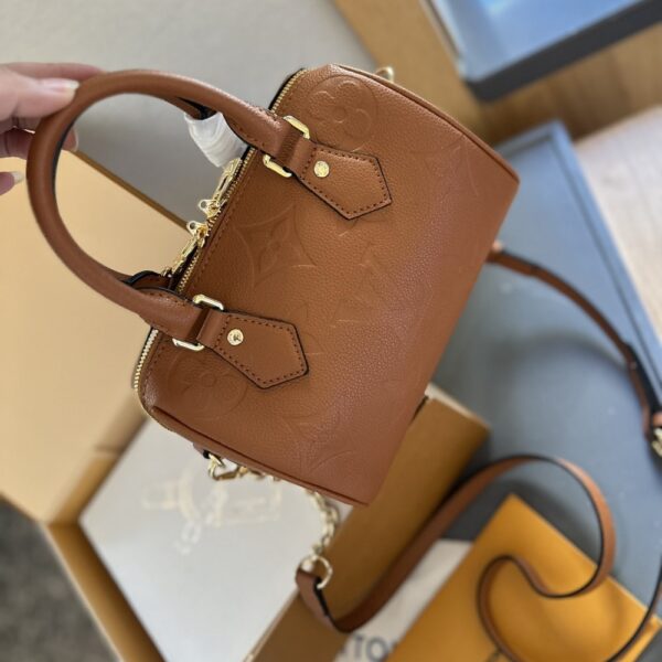 LOUIS VUITTON SPEEDY BANDOULIÈRE 20 COGNAC BROWN 20CM - Image 2