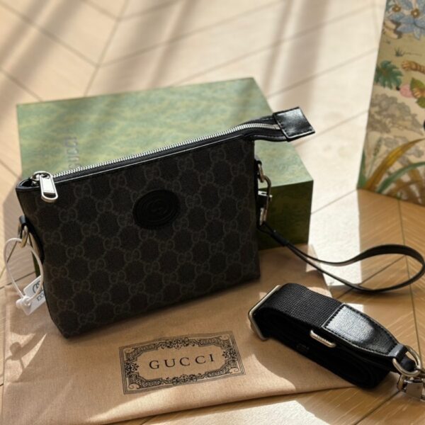 GUCCI MESSENGER BAG WITH INTERLOCKING G BLACK 18CM - Image 2