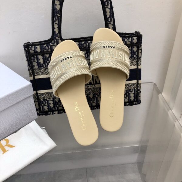 DIOR DWAY SLIDE GOLD-TONE COTTON EMBROIDERED WITH GOLD TONE - Image 9