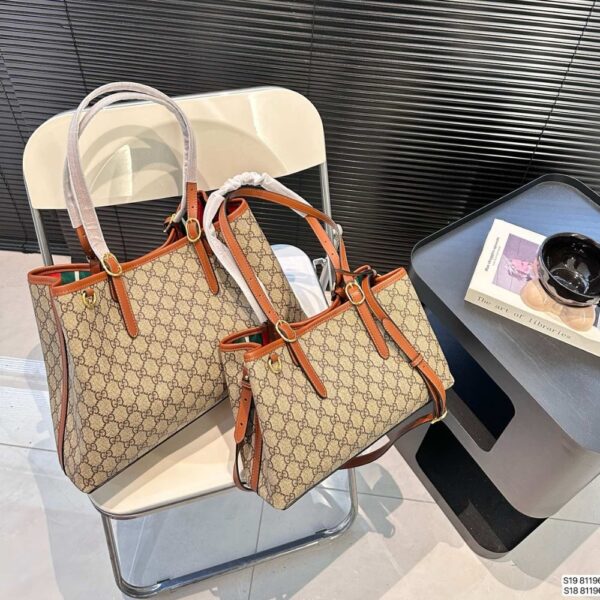 GUCCI GG EMBLEM SMALL TOTE BAG BEIGE AND DARK BROWN 31CM - Image 3