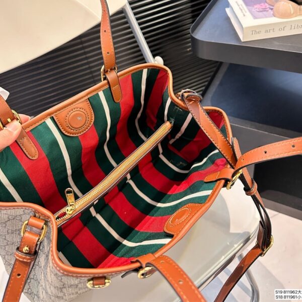 GUCCI GG EMBLEM SMALL TOTE BAG BEIGE AND DARK BROWN 31CM - Image 8
