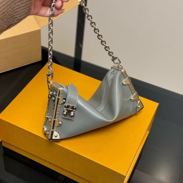 LOUIS VUITTON SLIM TRUNK BAG LEATHER GRIS TRIANON 23CM M12596 - Image 2