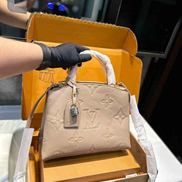 LOUIS VUITTON GRAND PALAIS BAG TOURTERELLE GRAY 35CM M45833 - Image 2