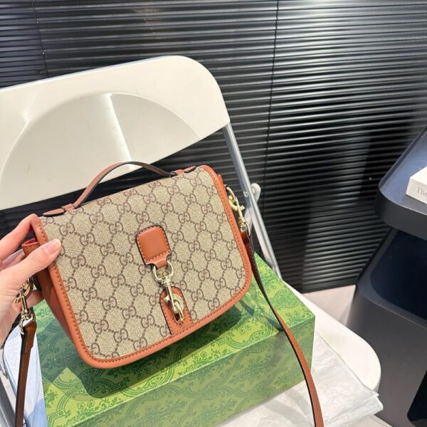 GUCCI GG EMBLEM MINI SHOULDER BAG BEIGE AND DARK BROWN 20CM ‎815211 FAD6L 9758 - Image 2