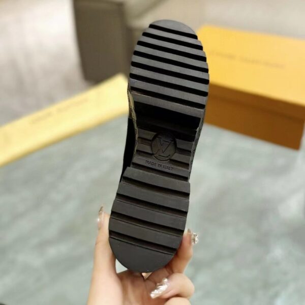LOUIS VUITTON LAUREATE PLATFORM CHELSEA BOOT BLACK 1AC7W0 - Image 2