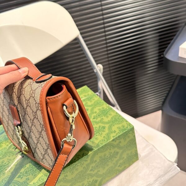GUCCI GG EMBLEM MINI SHOULDER BAG BEIGE AND DARK BROWN 20CM ‎815211 FAD6L 9758 - Image 4