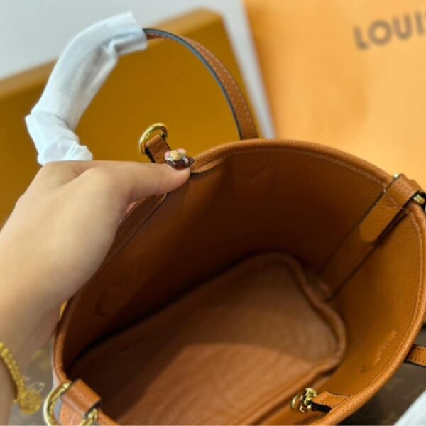 LOUIS VUITTON NEVERFULL BANDOULIÈRE INSIDE OUT BB BAG BROWN 19CM - Image 5