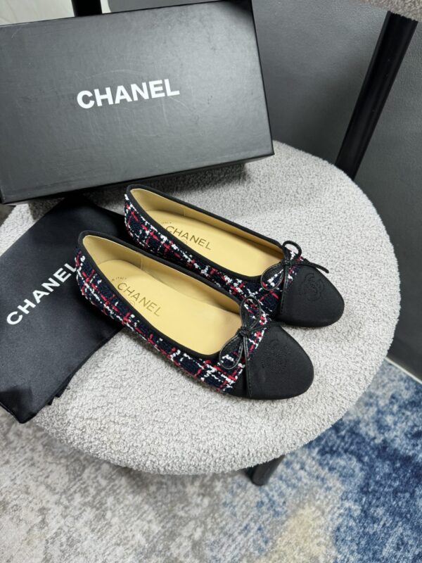 CHANEL BALLERINA FLAT SHOES TWEED IN BLACK - Image 3