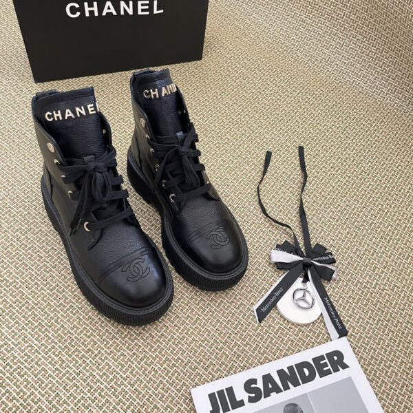 CHANEL CC LACE UP BOOTS BLACK - Image 4