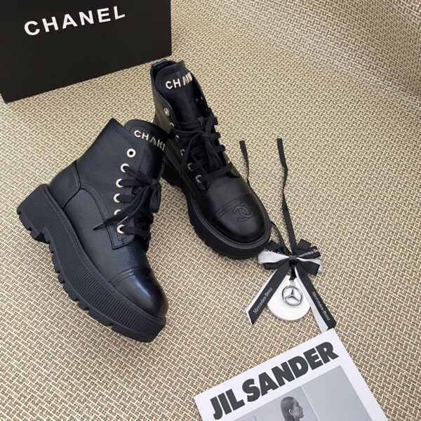 CHANEL CC LACE UP BOOTS BLACK - Image 5