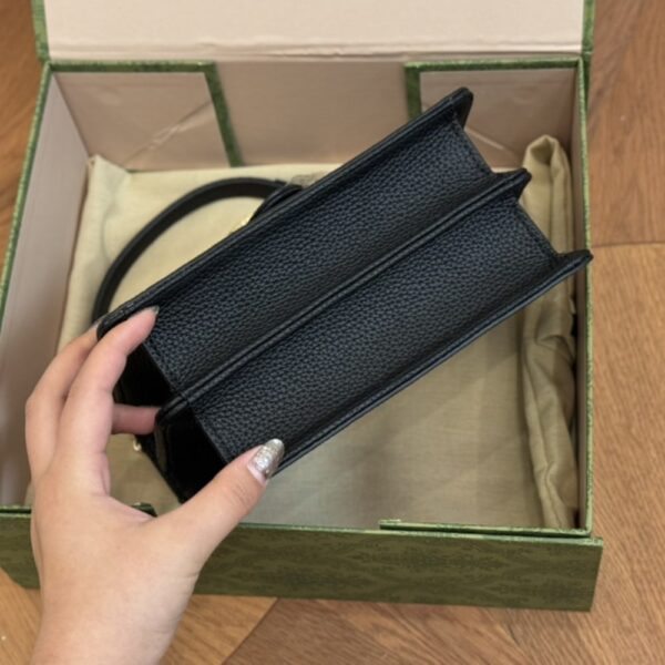 GUCCI INTERLOCKING LEATHER CHAIN CROSSBODY BAG BLACK 20CM - Image 7