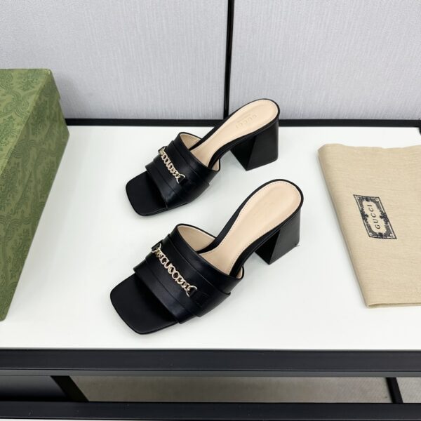 GUCCI SIGNORIA SLIDE SANDAL IN BLACK - Image 4