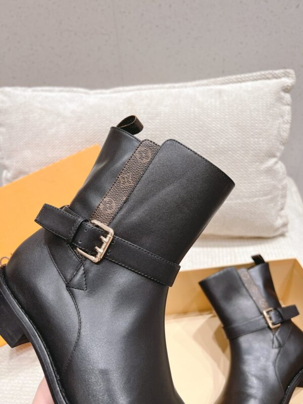 LOUIS VUITTON BOOTSY ANKLE BOOT BLACK 1ABUB4 - Image 4