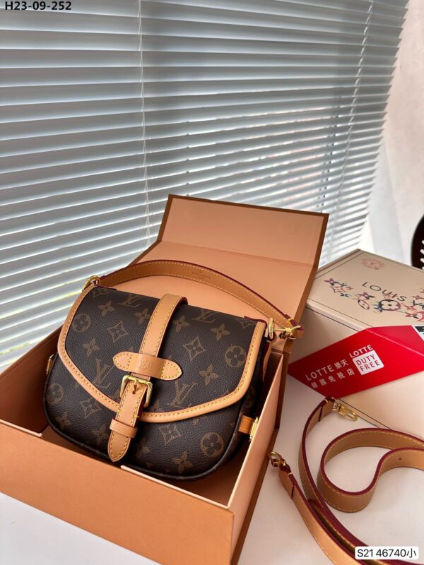 LOUIS VUITTON SAUMUR BB MONOGRAM BROWN 20CM M46740 - Image 2